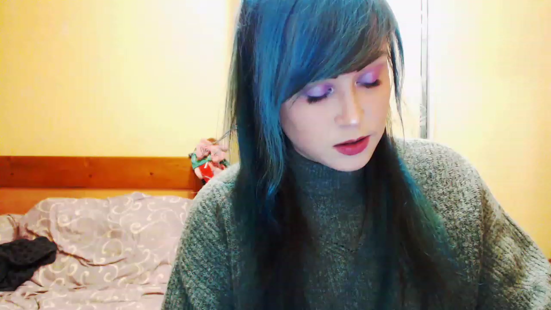 Gallery image thumbnail from CutitaAnn's myfreecams stream on, 12/15/2022, 21:13 image 4 of 20