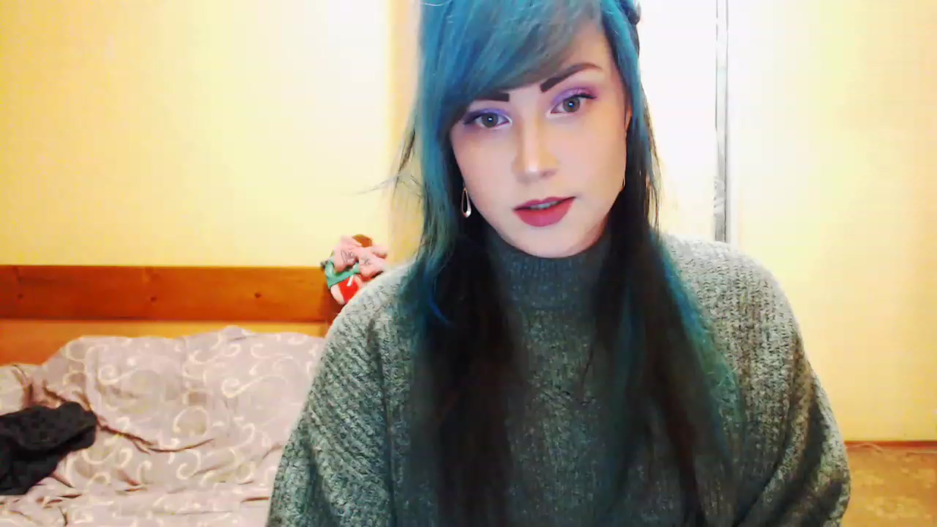 Gallery image thumbnail from CutitaAnn's myfreecams stream on, 12/15/2022, 21:13 image 7 of 20