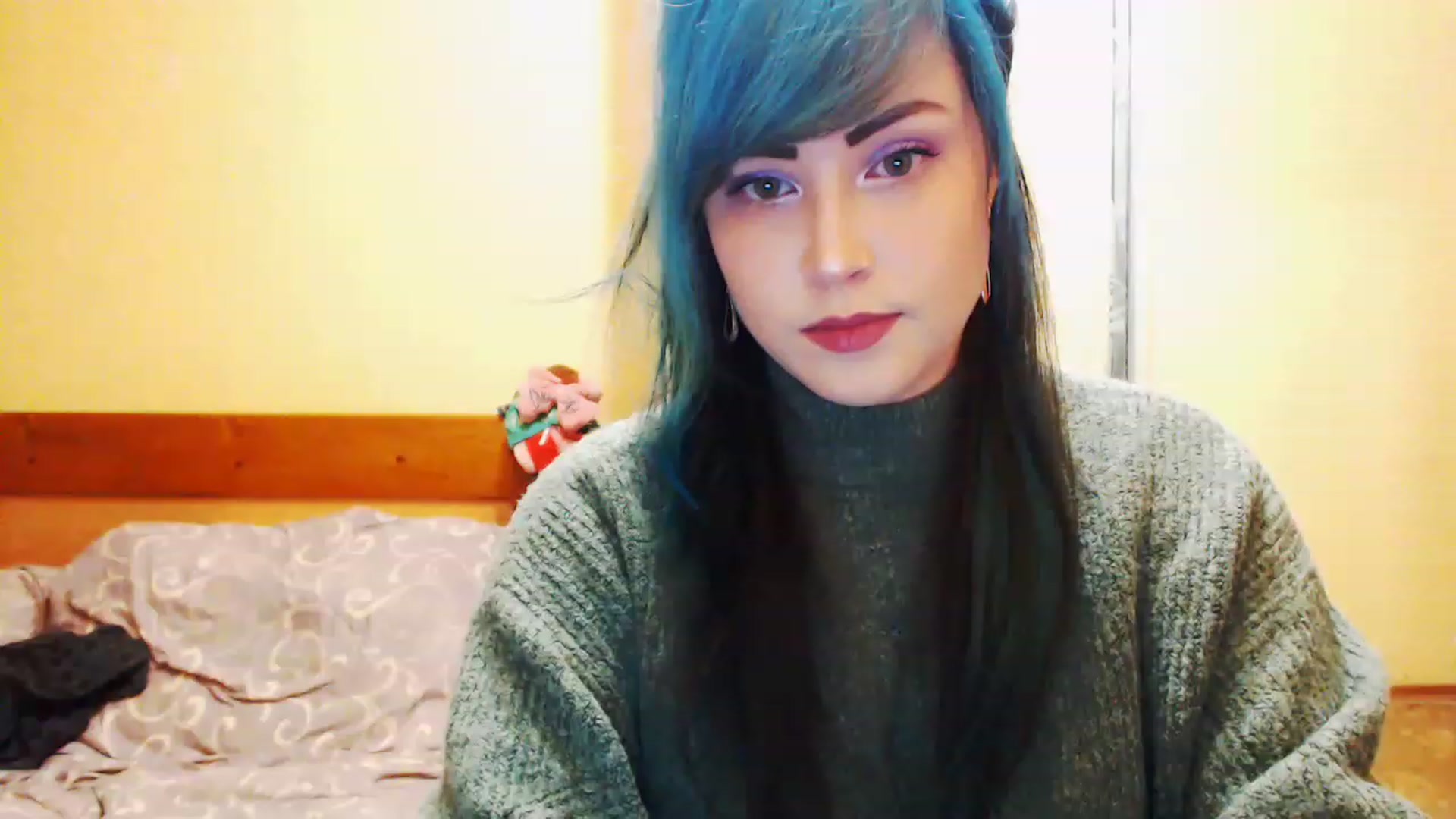 Gallery image thumbnail from CutitaAnn's myfreecams stream on, 12/15/2022, 21:13 image 16 of 20
