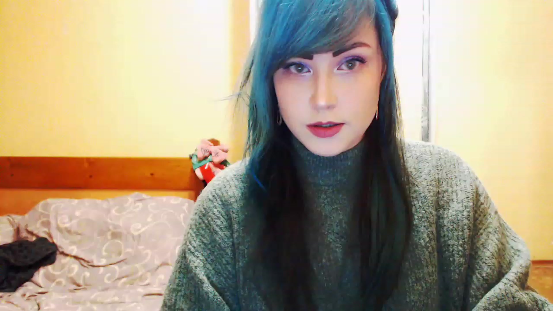 Gallery image thumbnail from CutitaAnn's myfreecams stream on, 12/15/2022, 21:13 image 15 of 20