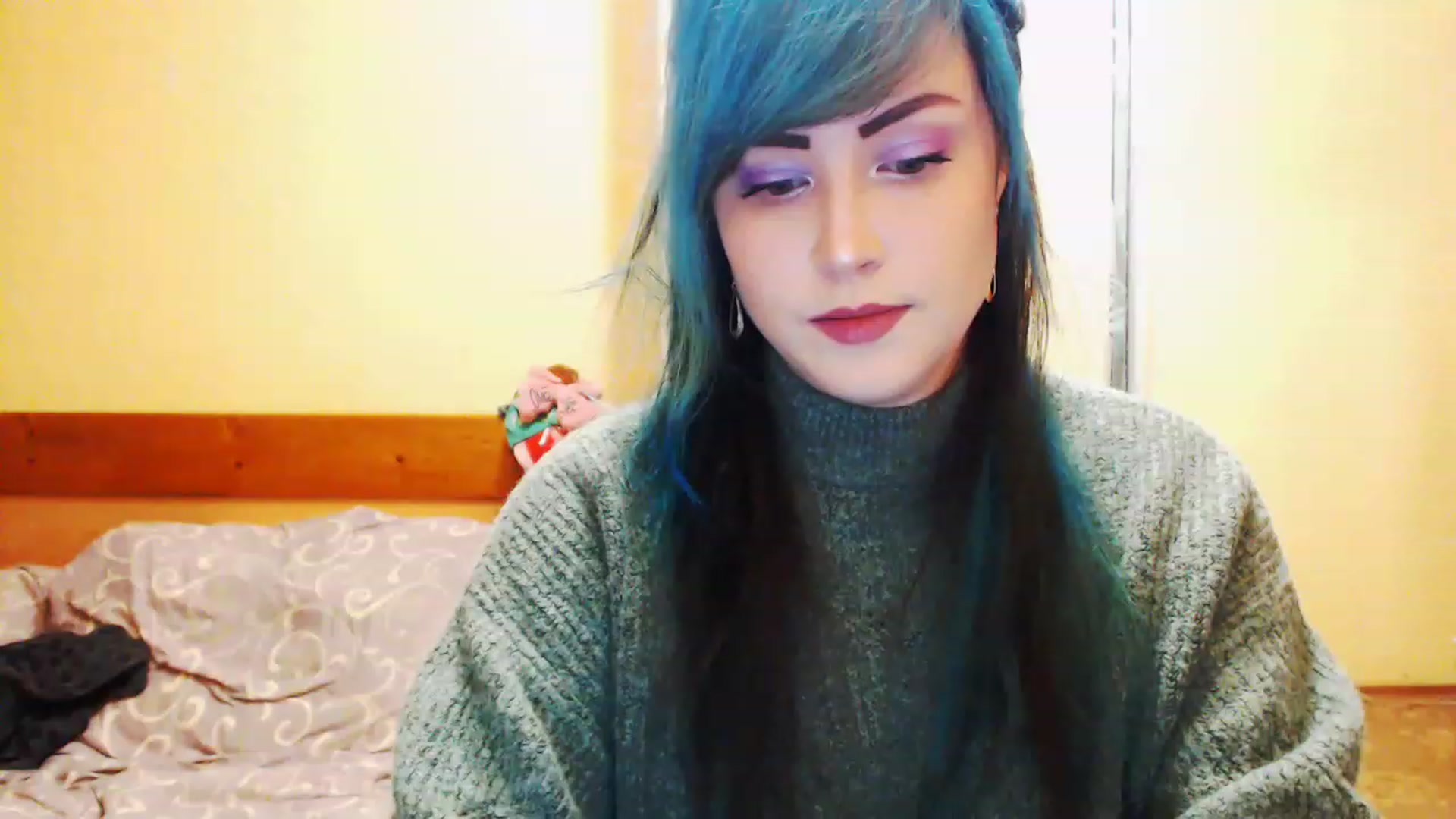 Gallery image thumbnail from CutitaAnn's myfreecams stream on, 12/15/2022, 21:13 image 8 of 20