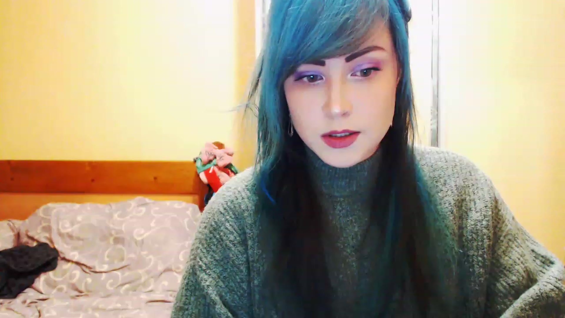 Gallery image thumbnail from CutitaAnn's myfreecams stream on, 12/15/2022, 21:13 image 12 of 20