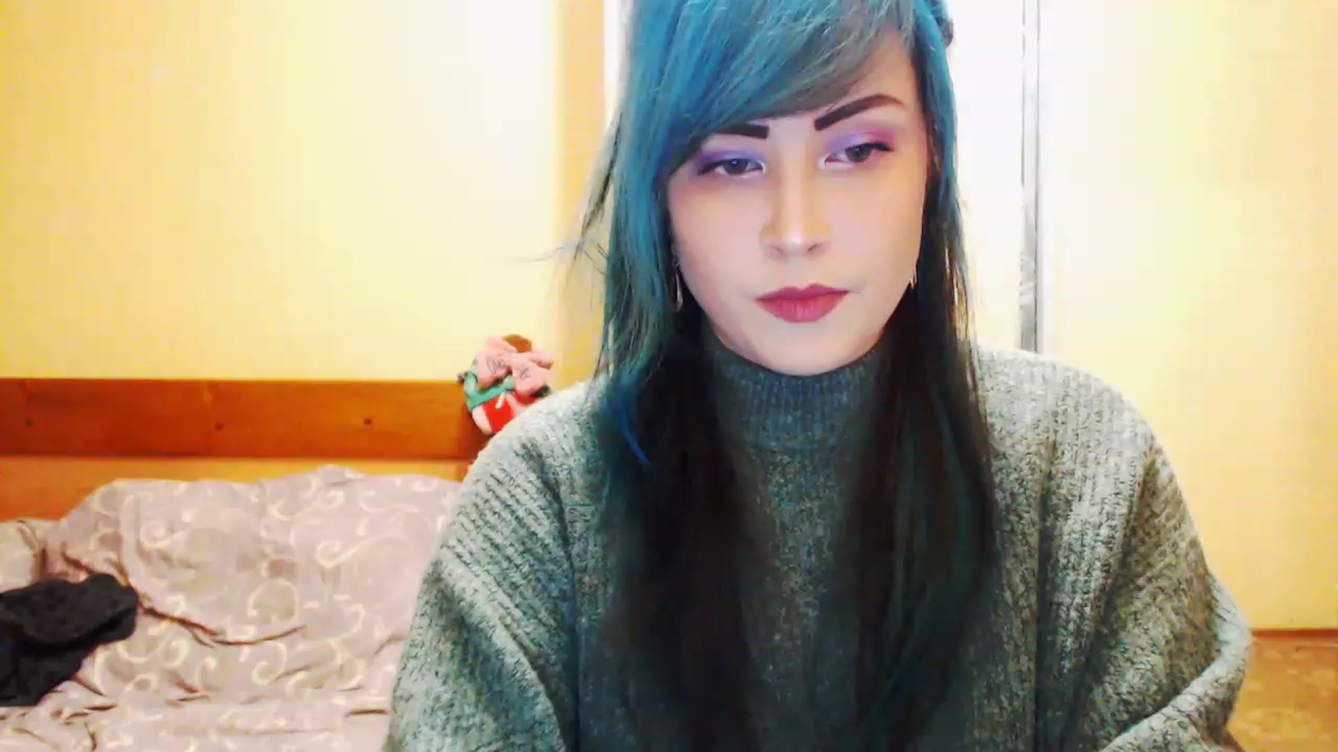 Gallery image thumbnail from CutitaAnn's myfreecams stream on, 12/15/2022, 21:13 image 17 of 20