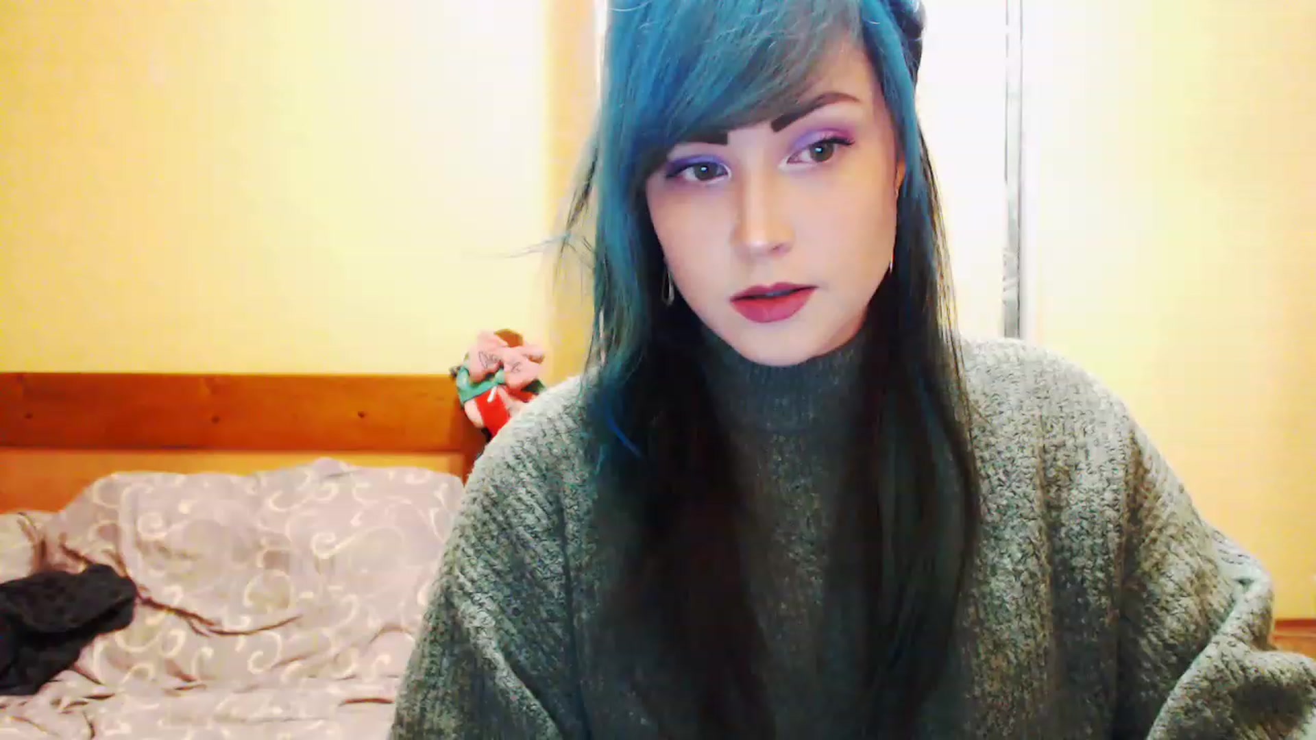 Gallery image thumbnail from CutitaAnn's myfreecams stream on, 12/15/2022, 21:13 image 13 of 20