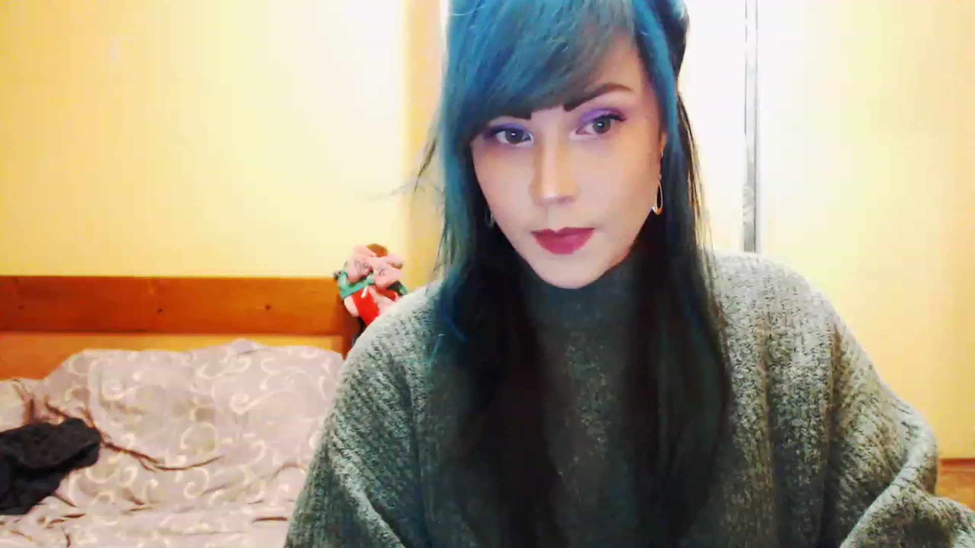 Gallery image thumbnail from CutitaAnn's myfreecams stream on, 12/15/2022, 21:13 image 20 of 20