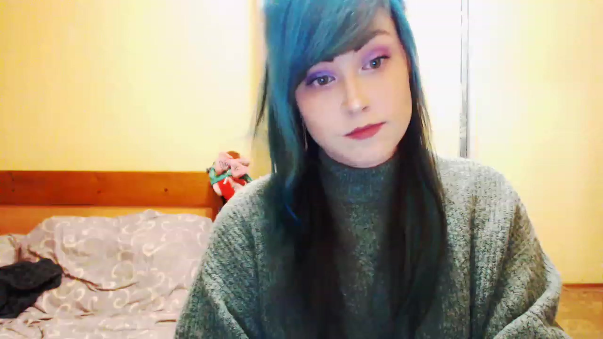 Gallery image thumbnail from CutitaAnn's myfreecams stream on, 12/15/2022, 21:13 image 19 of 20
