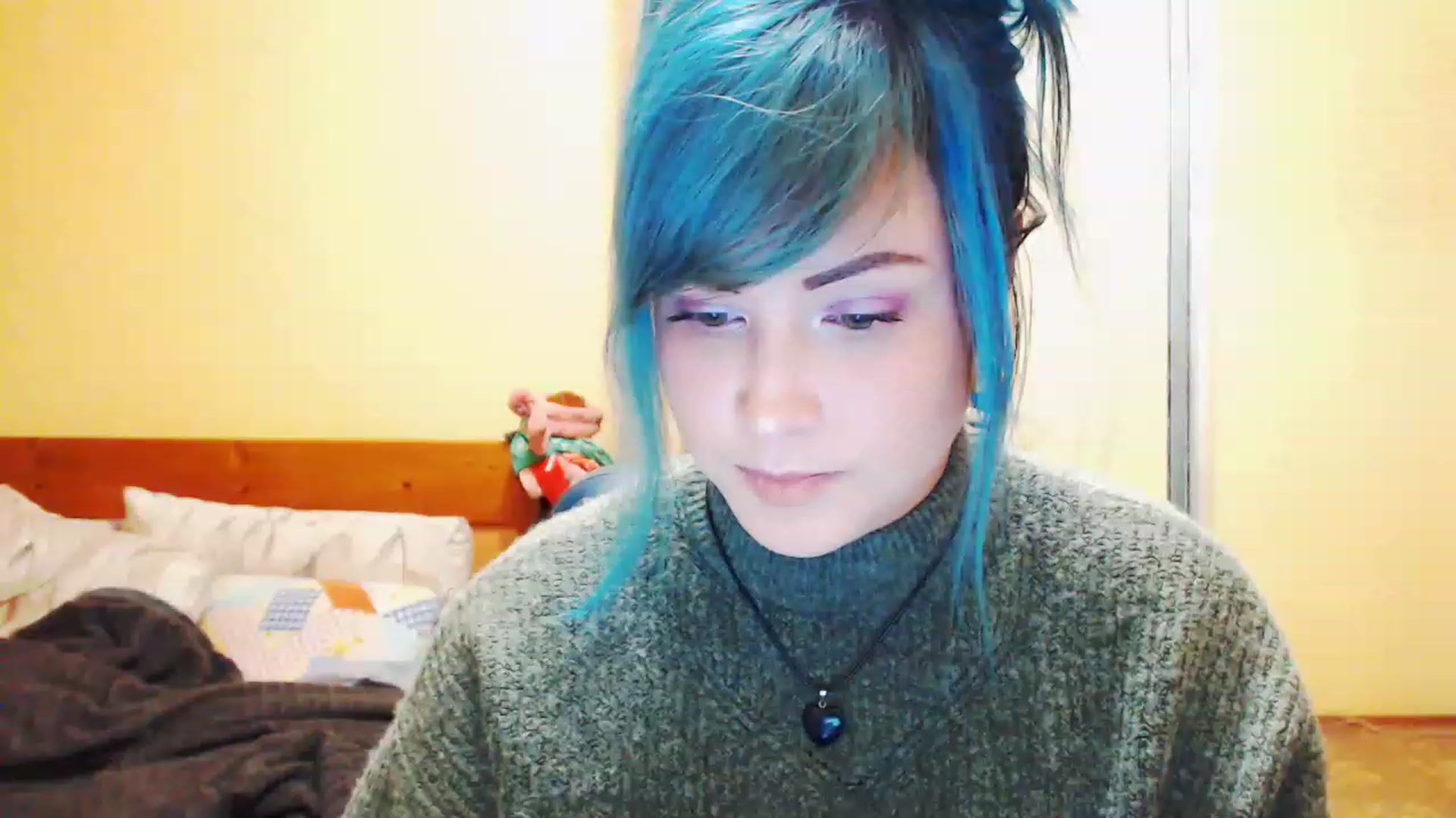 Gallery image thumbnail from CutitaAnn's myfreecams stream on, 12/21/2022, 22:48 image 2 of 20