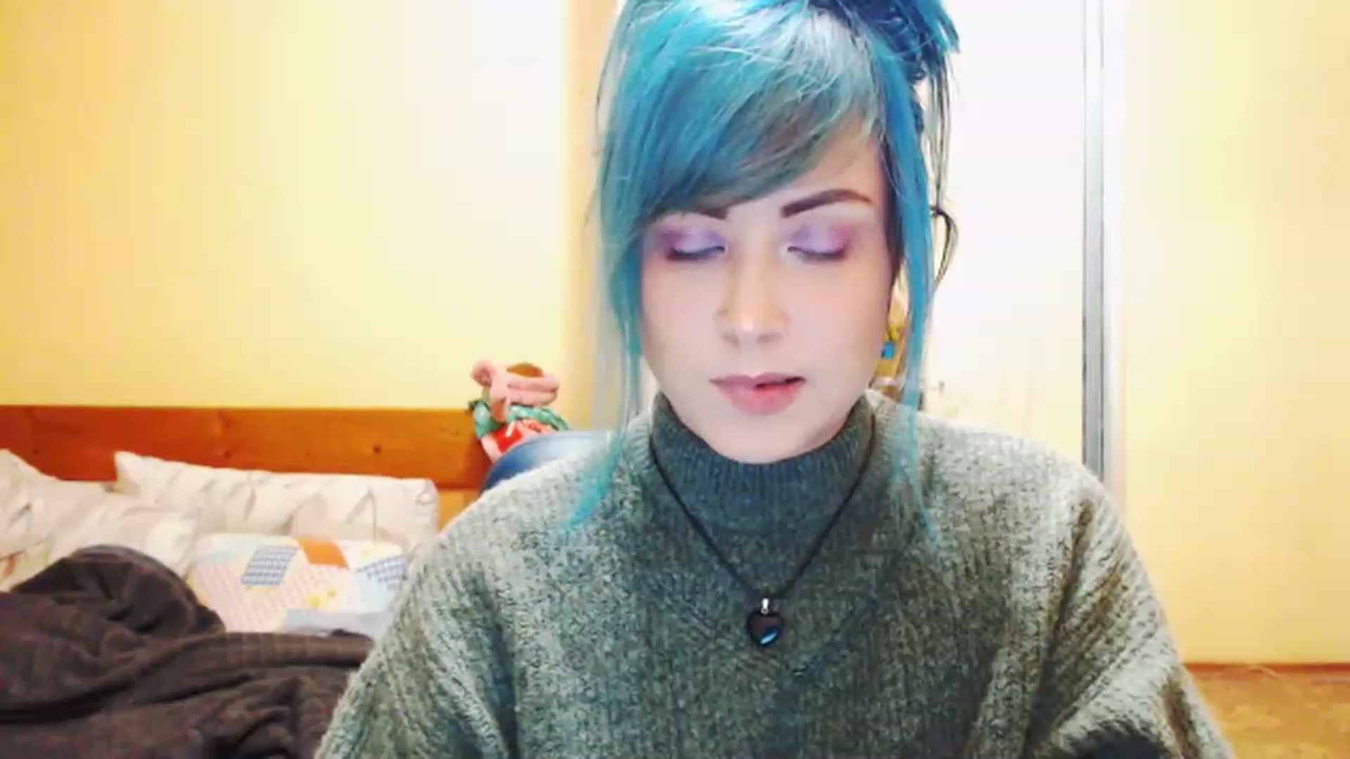 Gallery image thumbnail from CutitaAnn's myfreecams stream on, 12/21/2022, 22:48 image 20 of 20
