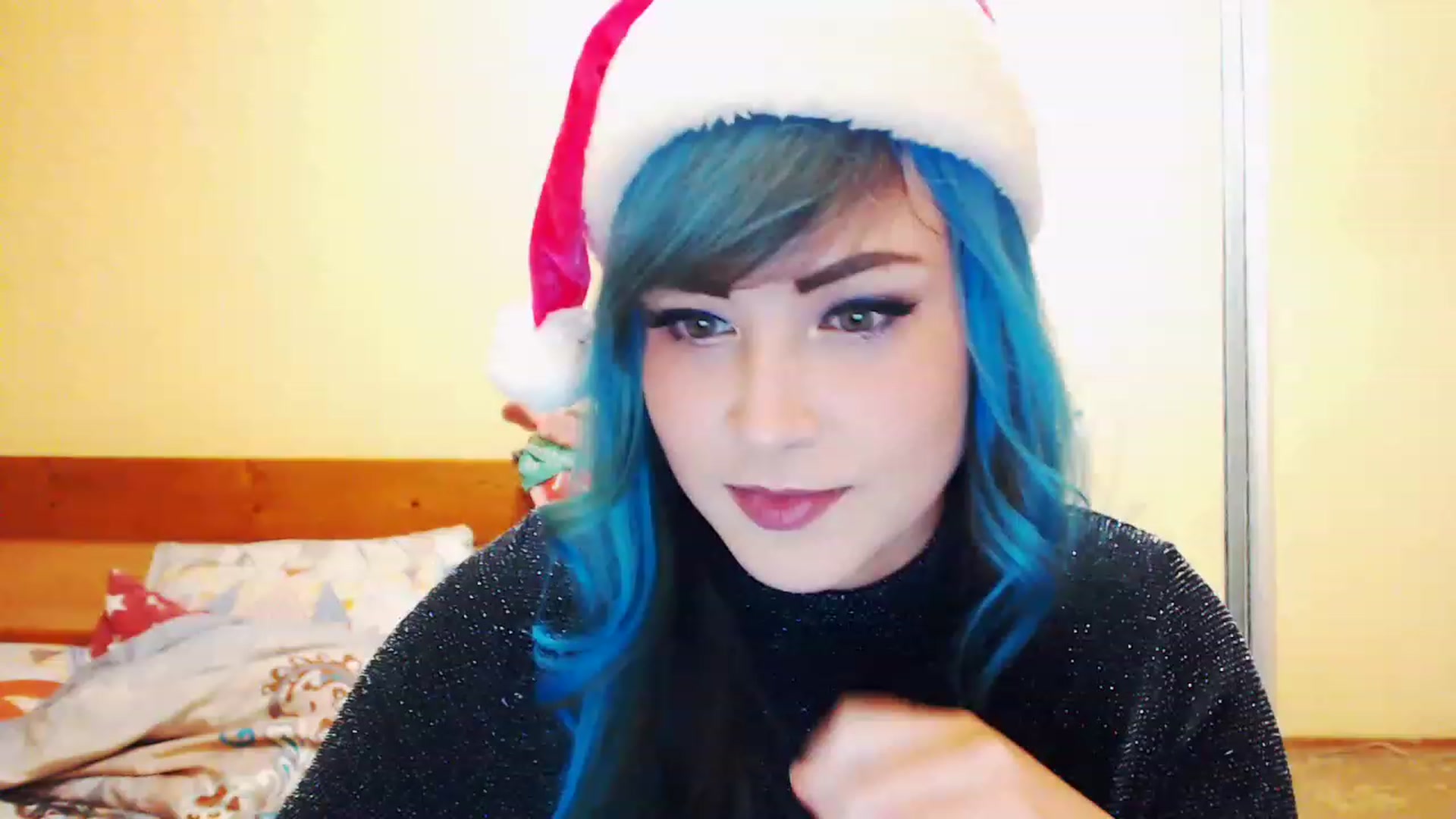 Gallery image thumbnail from CutitaAnn's myfreecams stream on, 12/26/2022, 22:15 image 8 of 20
