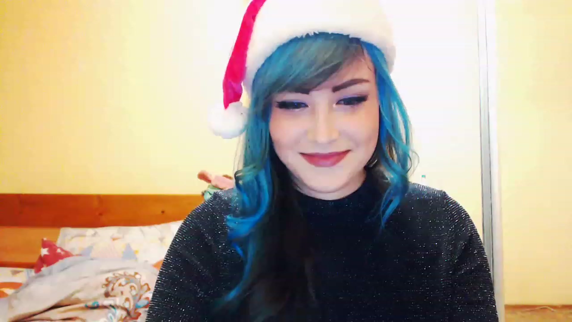 Gallery image thumbnail from CutitaAnn's myfreecams stream on, 12/26/2022, 22:15 image 2 of 20