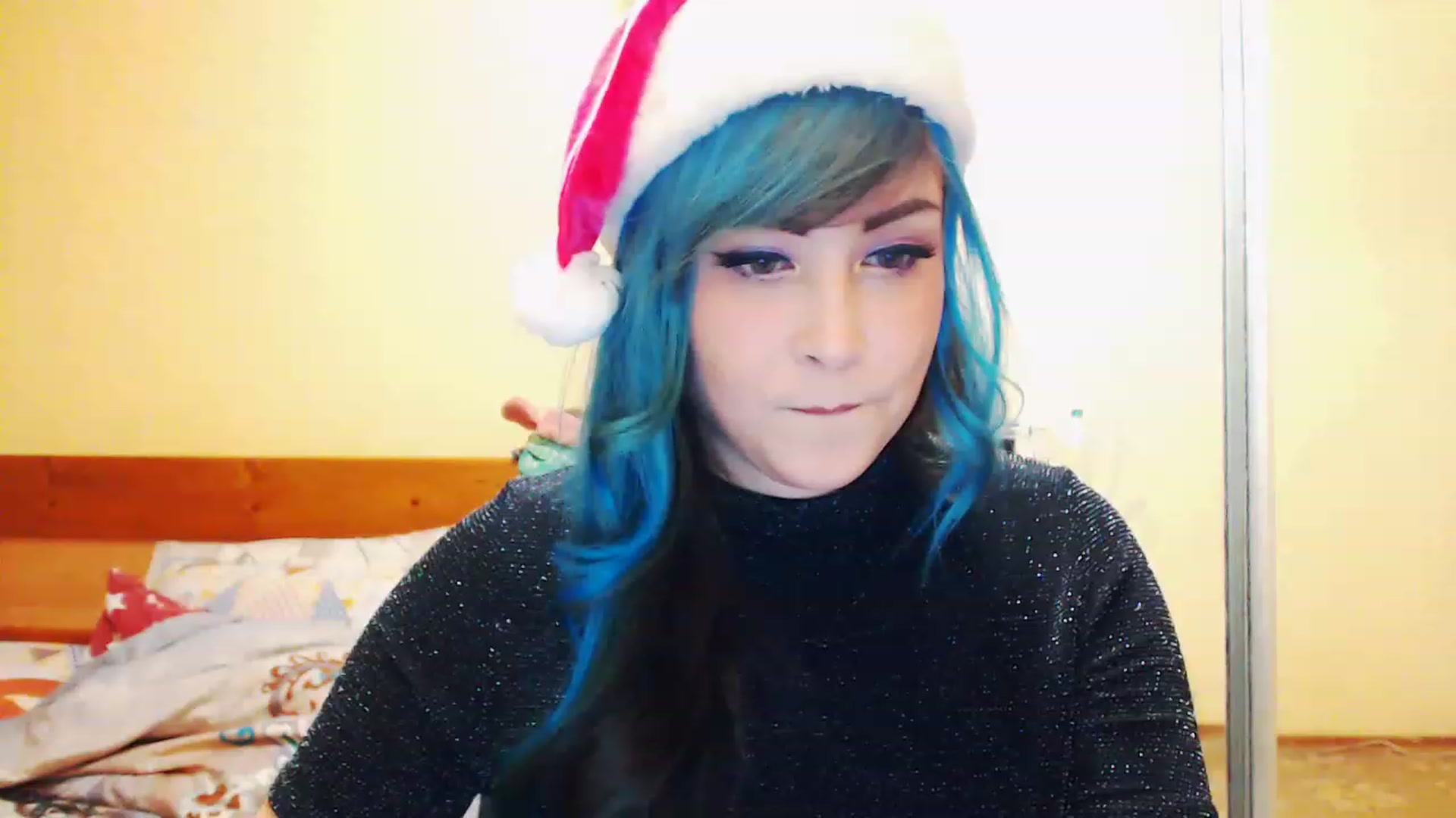 Gallery image thumbnail from CutitaAnn's myfreecams stream on, 12/26/2022, 22:15 image 4 of 20