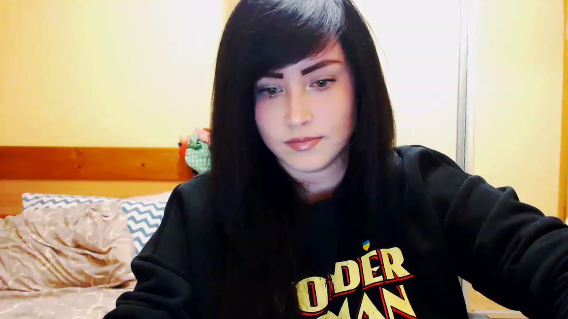 Gallery image thumbnail from CutitaAnn's myfreecams stream on, 03/26/2023, 20:00 image 2 of 20