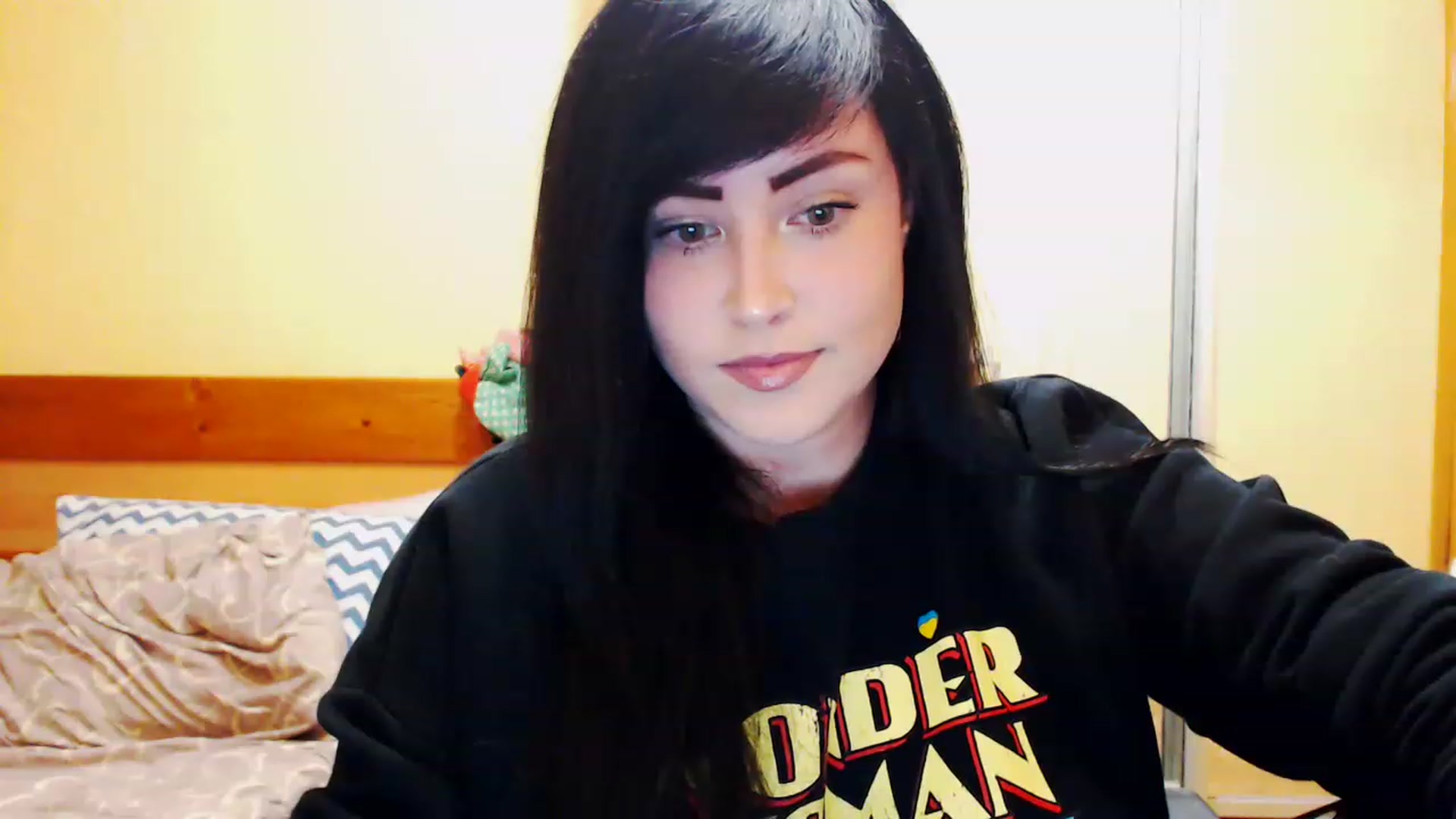 Gallery image thumbnail from CutitaAnn's myfreecams stream on, 03/26/2023, 20:00 image 8 of 20