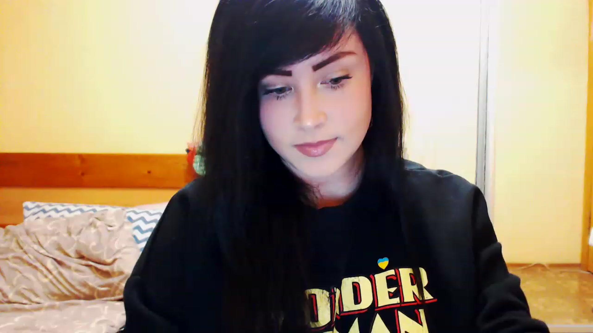 Gallery image thumbnail from CutitaAnn's myfreecams stream on, 03/26/2023, 20:00 image 15 of 20
