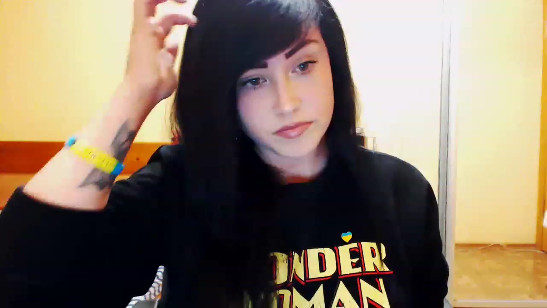 Gallery image thumbnail from CutitaAnn's myfreecams stream on, 03/26/2023, 20:00 image 13 of 20