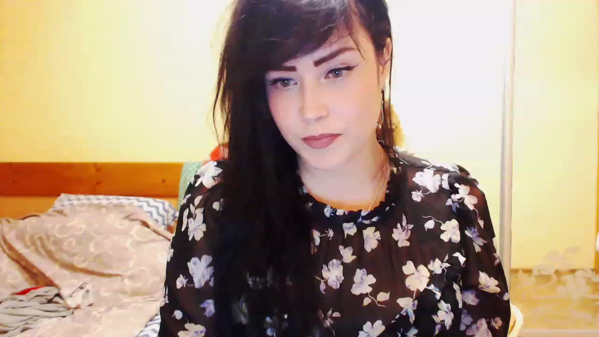 Gallery image thumbnail from CutitaAnn's myfreecams stream on, 04/21/2023, 21:45 image 3 of 20
