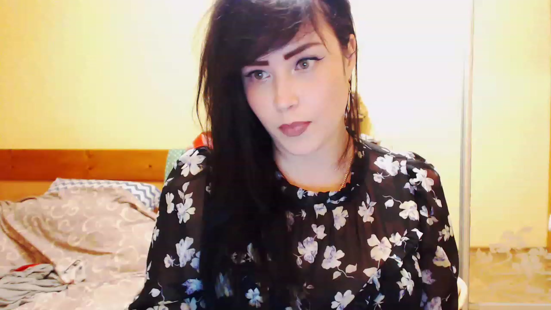Gallery image thumbnail from CutitaAnn's myfreecams stream on, 04/21/2023, 21:45 image 5 of 20
