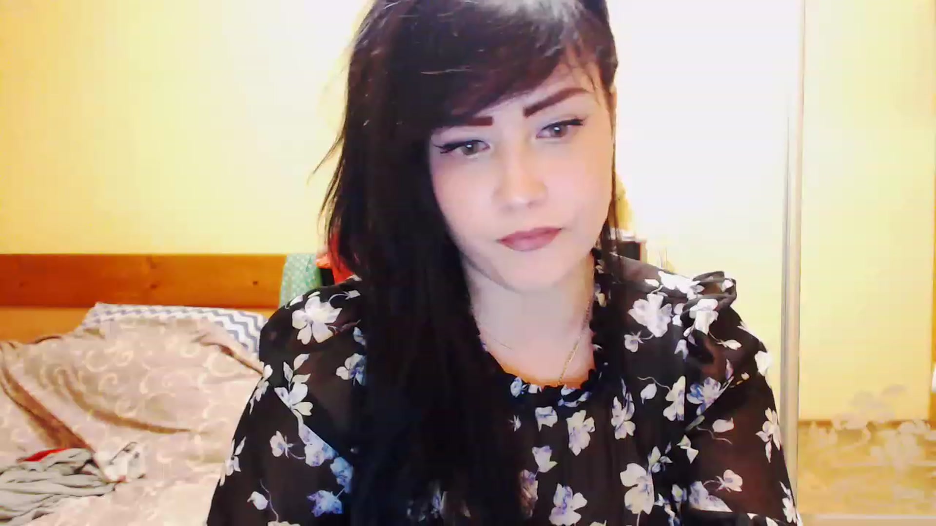 Gallery image thumbnail from CutitaAnn's myfreecams stream on, 04/21/2023, 23:13 image 6 of 20