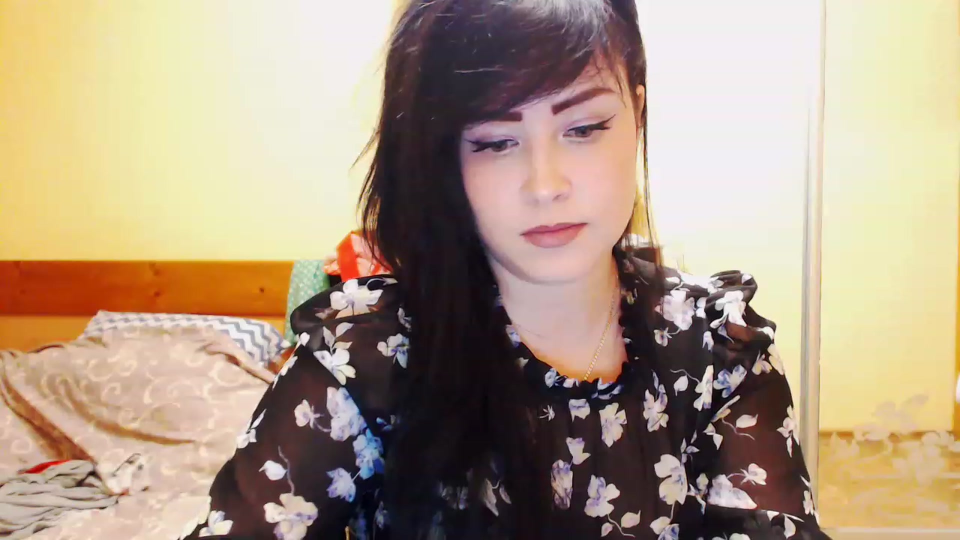 Gallery image thumbnail from CutitaAnn's myfreecams stream on, 04/21/2023, 23:13 image 17 of 20