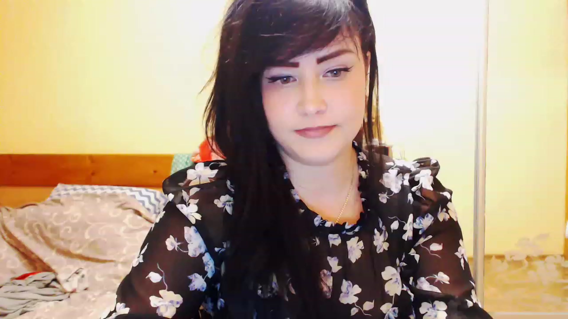 Gallery image thumbnail from CutitaAnn's myfreecams stream on, 04/21/2023, 23:13 image 12 of 20