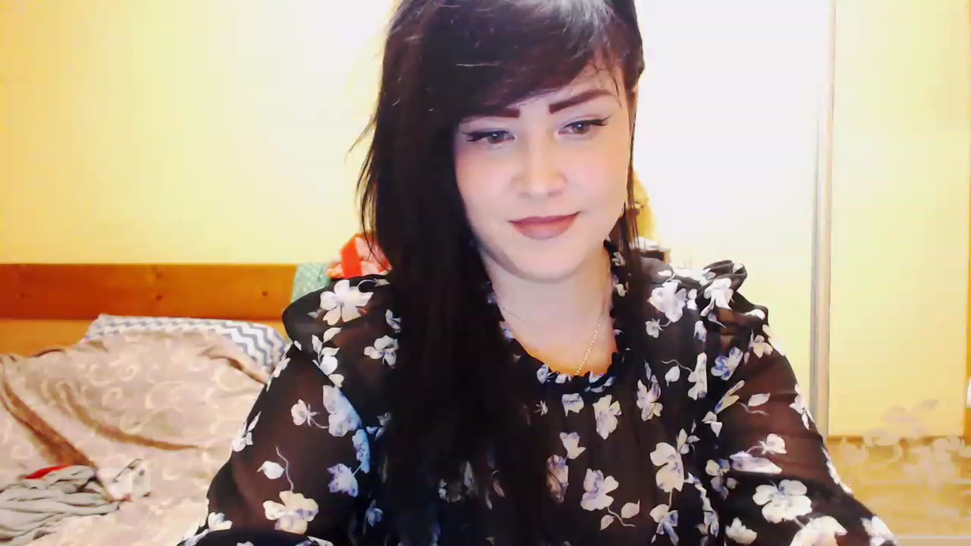 Gallery image thumbnail from CutitaAnn's myfreecams stream on, 04/21/2023, 23:13 image 13 of 20