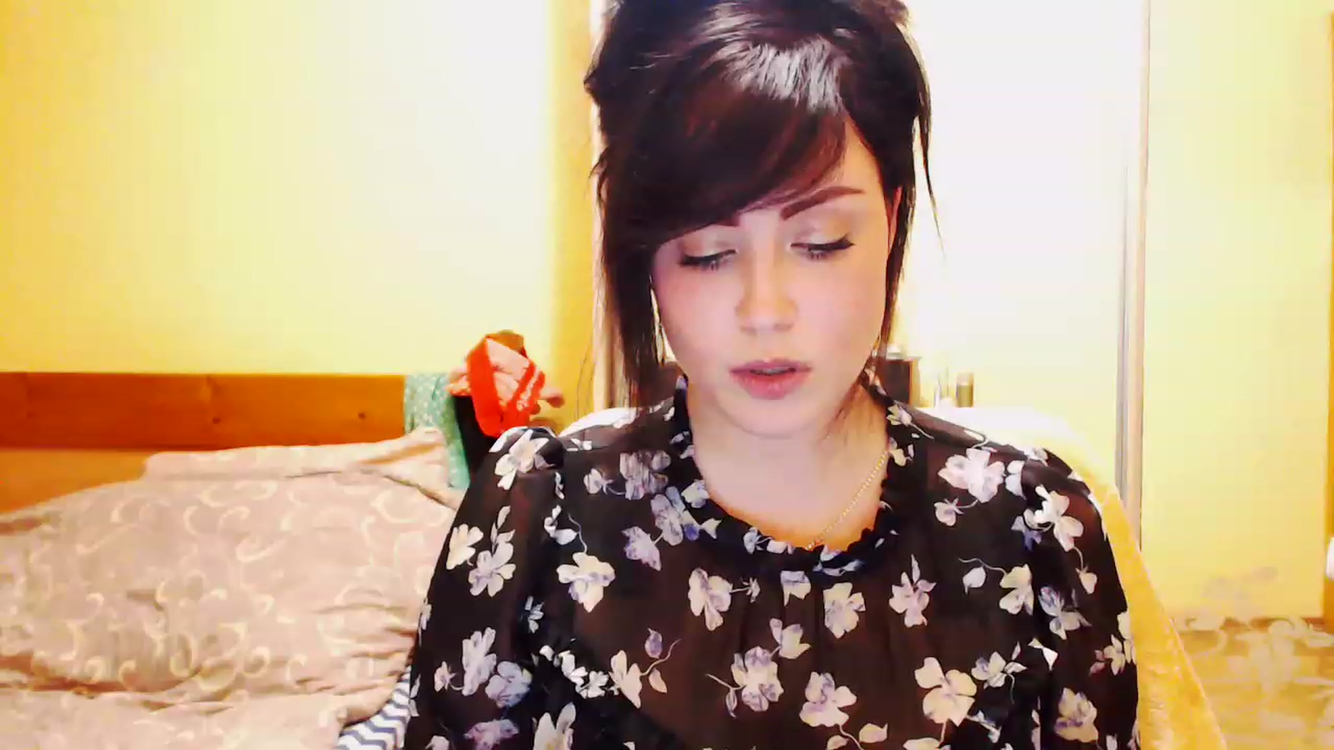 Gallery image thumbnail from CutitaAnn's myfreecams stream on, 04/22/2023, 21:03 image 3 of 20