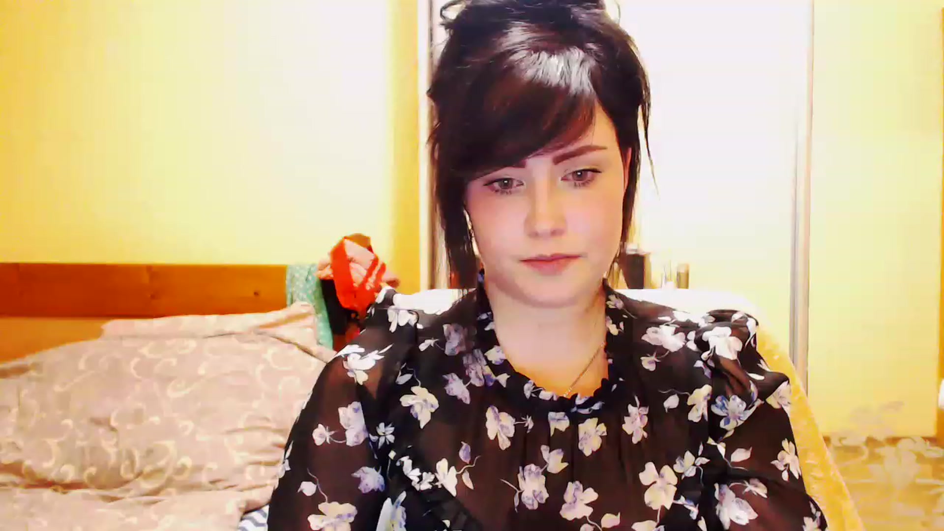 Gallery image thumbnail from CutitaAnn's myfreecams stream on, 04/22/2023, 21:03 image 5 of 20