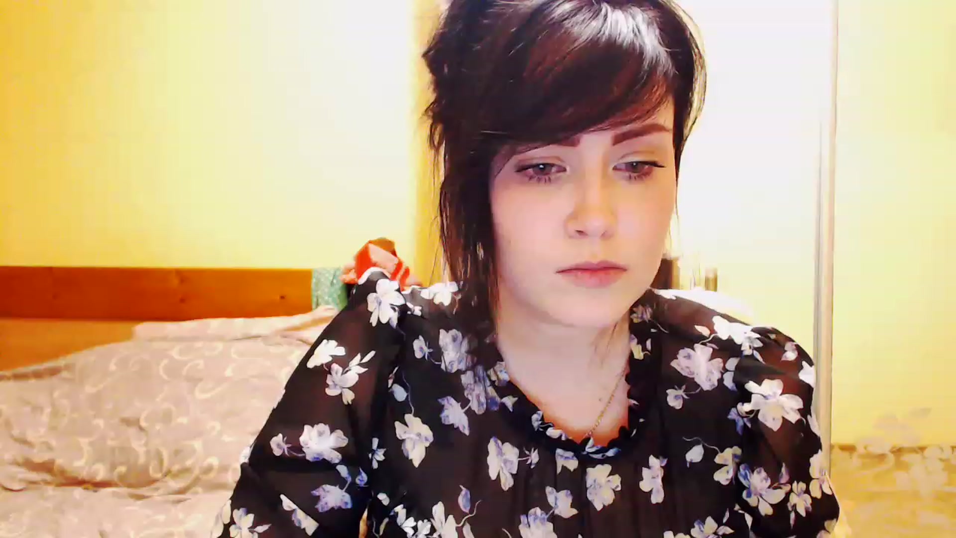 Gallery image thumbnail from CutitaAnn's myfreecams stream on, 04/22/2023, 21:03 image 15 of 20