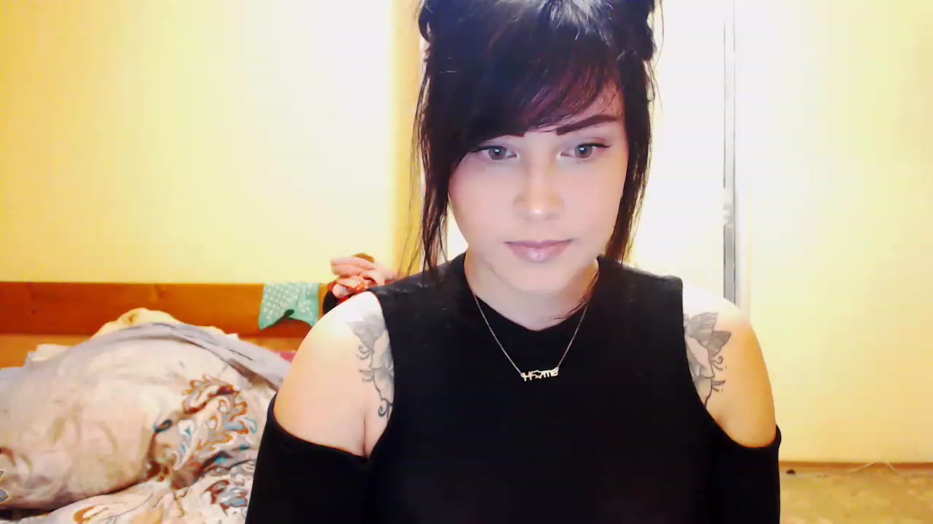 Gallery image thumbnail from CutitaAnn's myfreecams stream on, 04/29/2023, 20:21 image 2 of 20