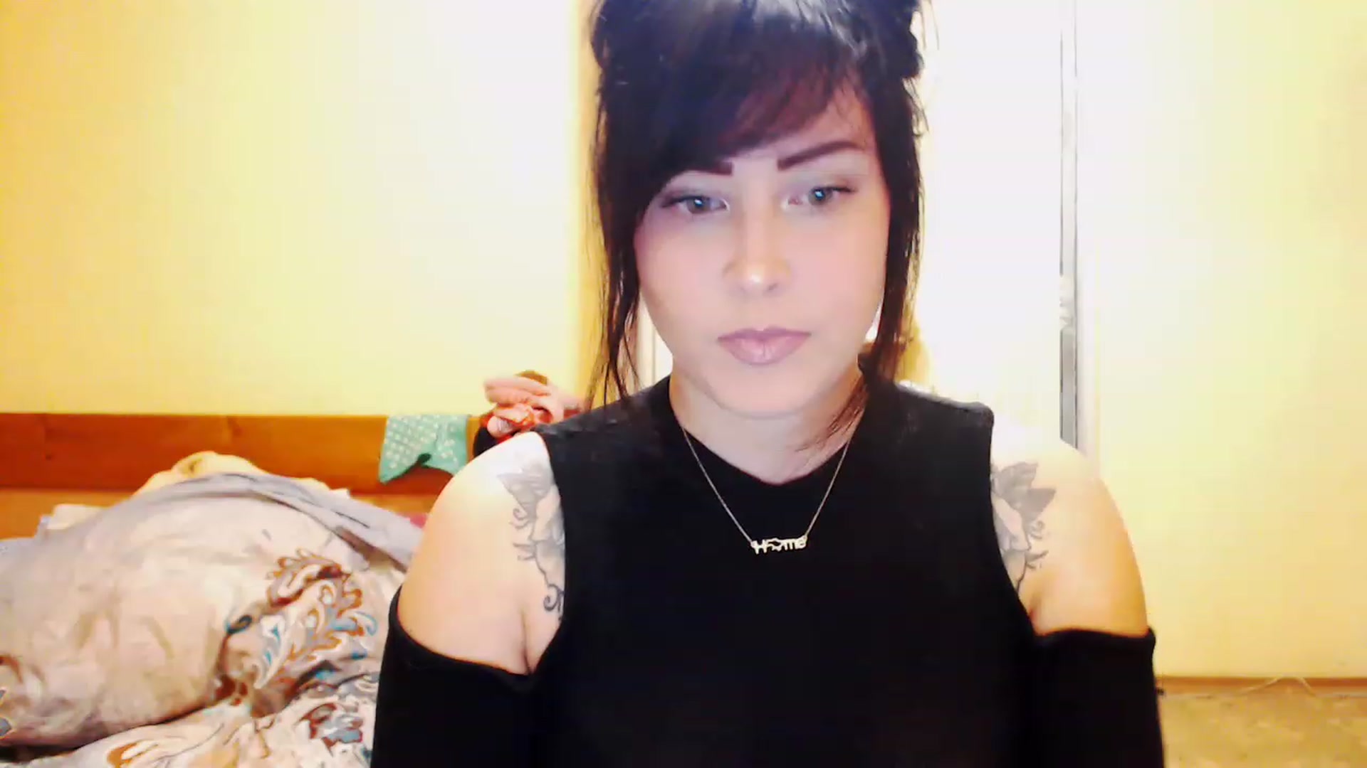 Gallery image thumbnail from CutitaAnn's myfreecams stream on, 04/29/2023, 20:21 image 10 of 20