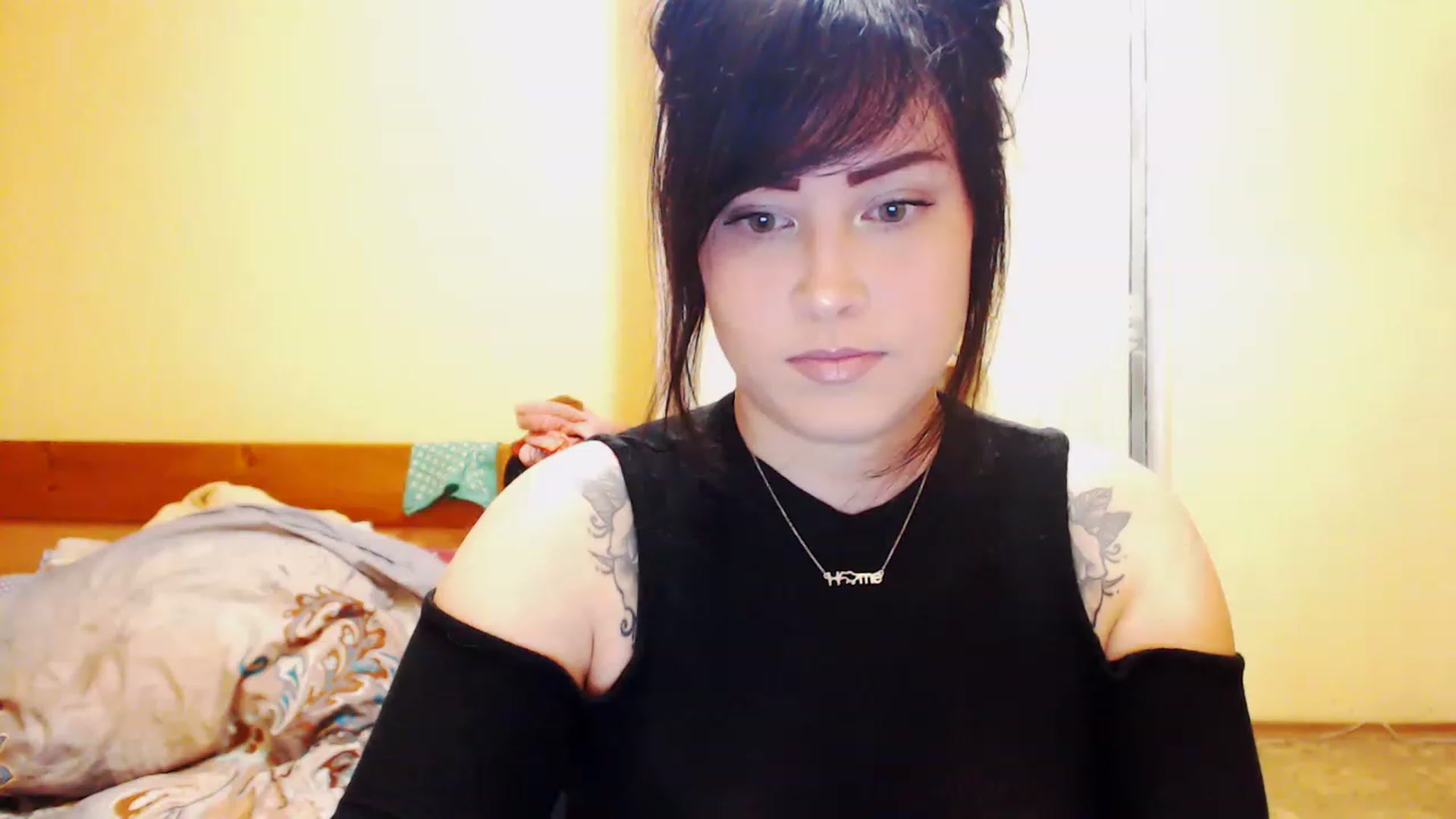 Gallery image thumbnail from CutitaAnn's myfreecams stream on, 04/29/2023, 20:21 image 17 of 20