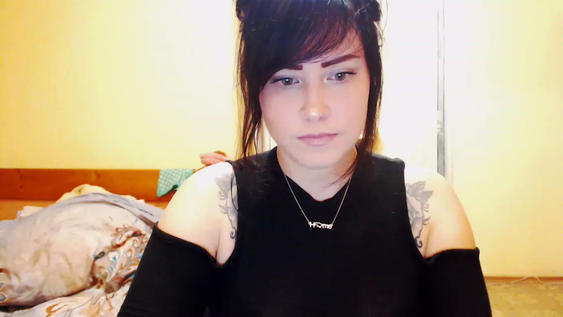Gallery image thumbnail from CutitaAnn's myfreecams stream on, 04/29/2023, 21:27 image 8 of 20
