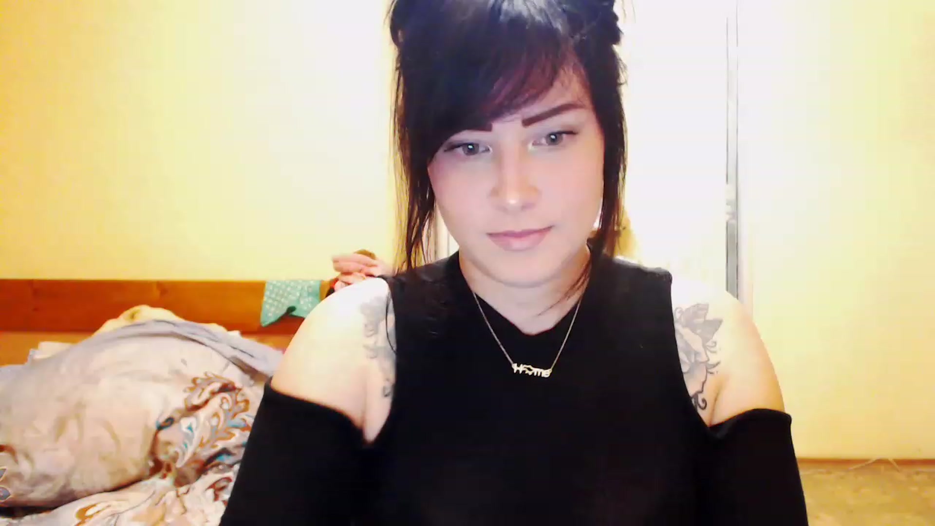 Gallery image thumbnail from CutitaAnn's myfreecams stream on, 04/29/2023, 21:27 image 7 of 20