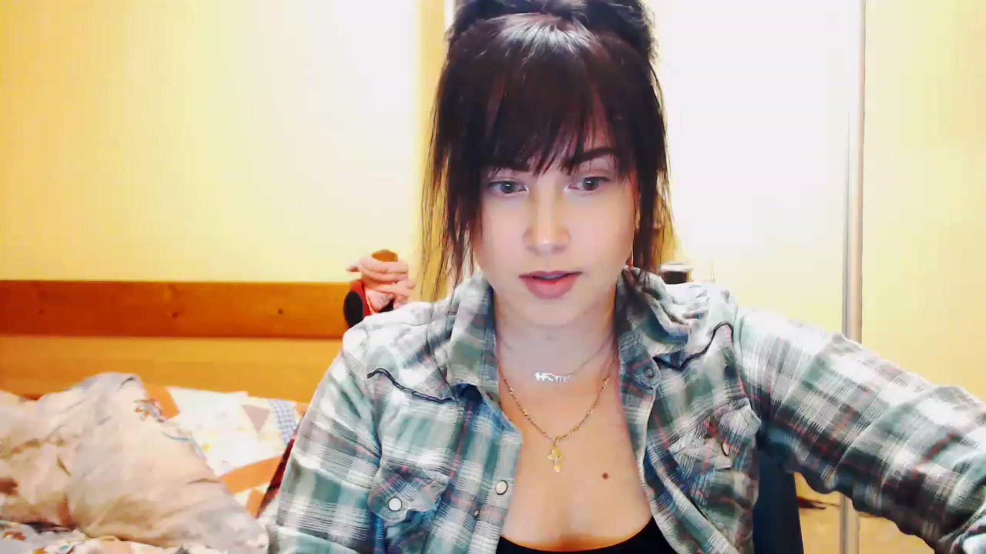 Gallery image thumbnail from CutitaAnn's myfreecams stream on, 05/12/2023, 20:39 image 17 of 20