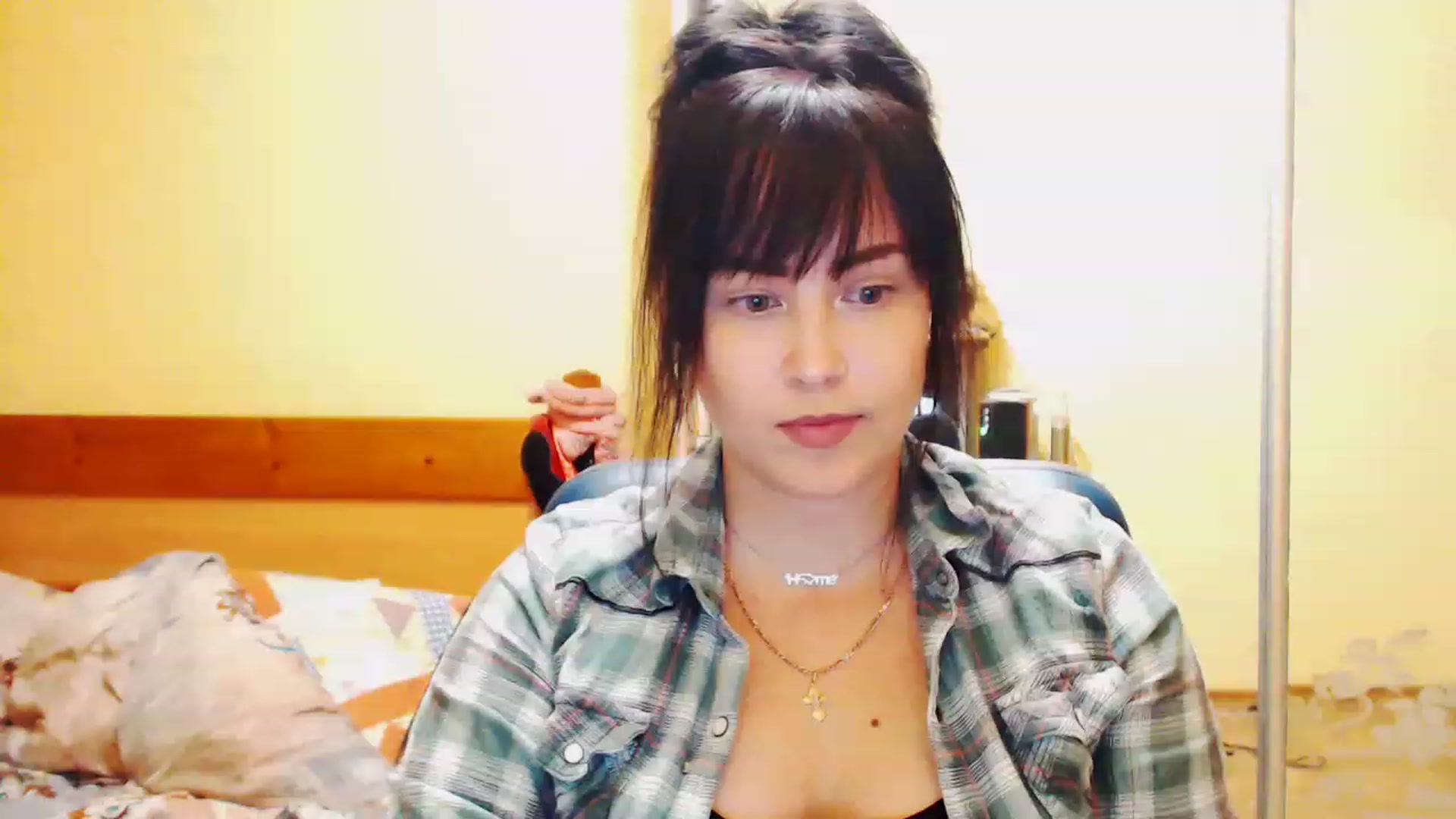 Gallery image thumbnail from CutitaAnn's myfreecams stream on, 05/12/2023, 21:59 image 6 of 20