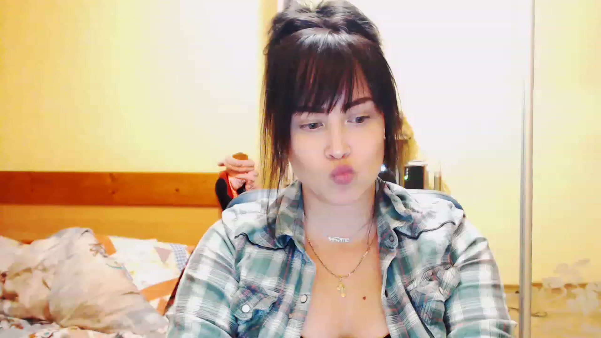 Gallery image thumbnail from CutitaAnn's myfreecams stream on, 05/12/2023, 21:59 image 10 of 20