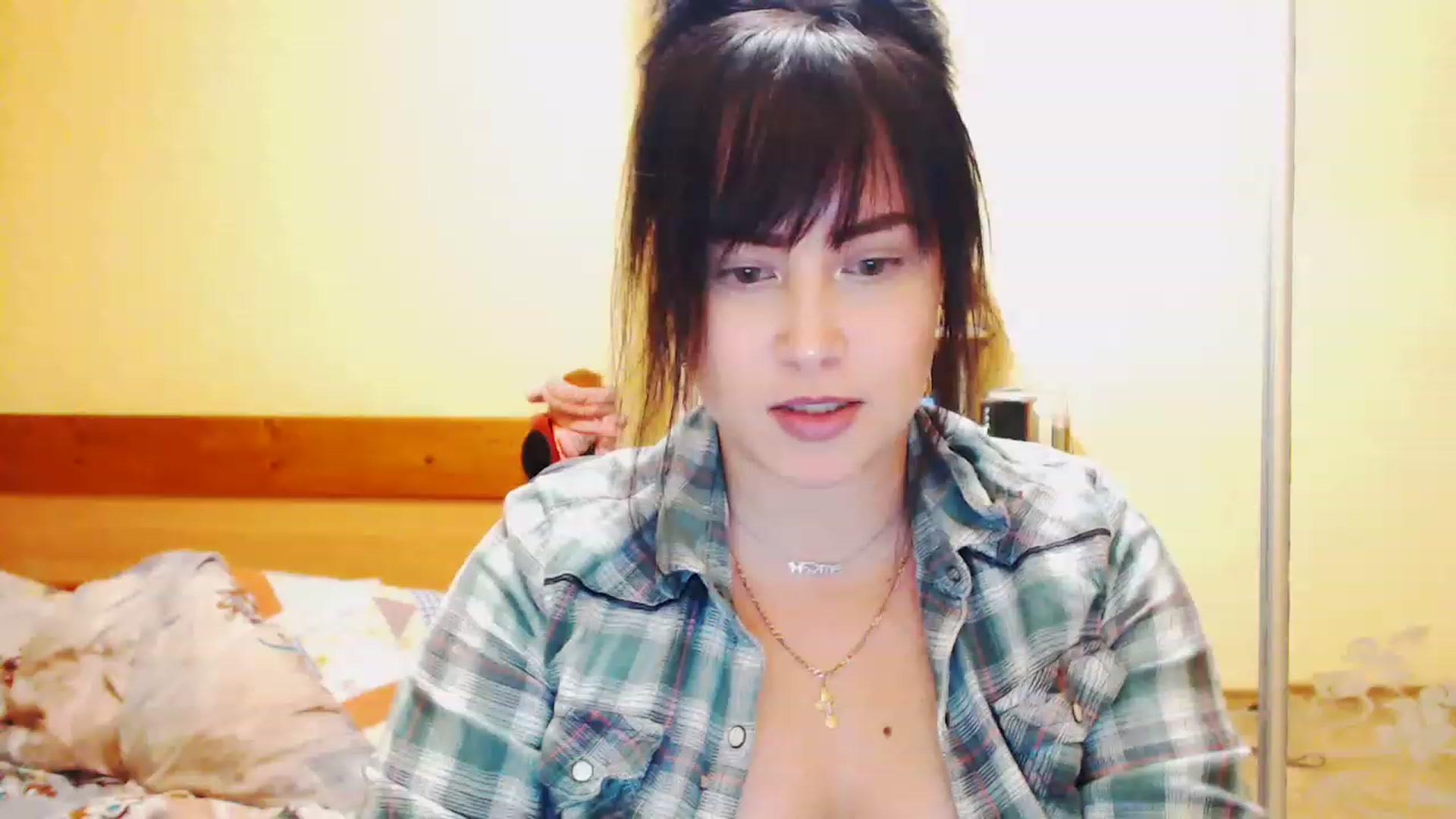 Gallery image thumbnail from CutitaAnn's myfreecams stream on, 05/12/2023, 21:59 image 1 of 20