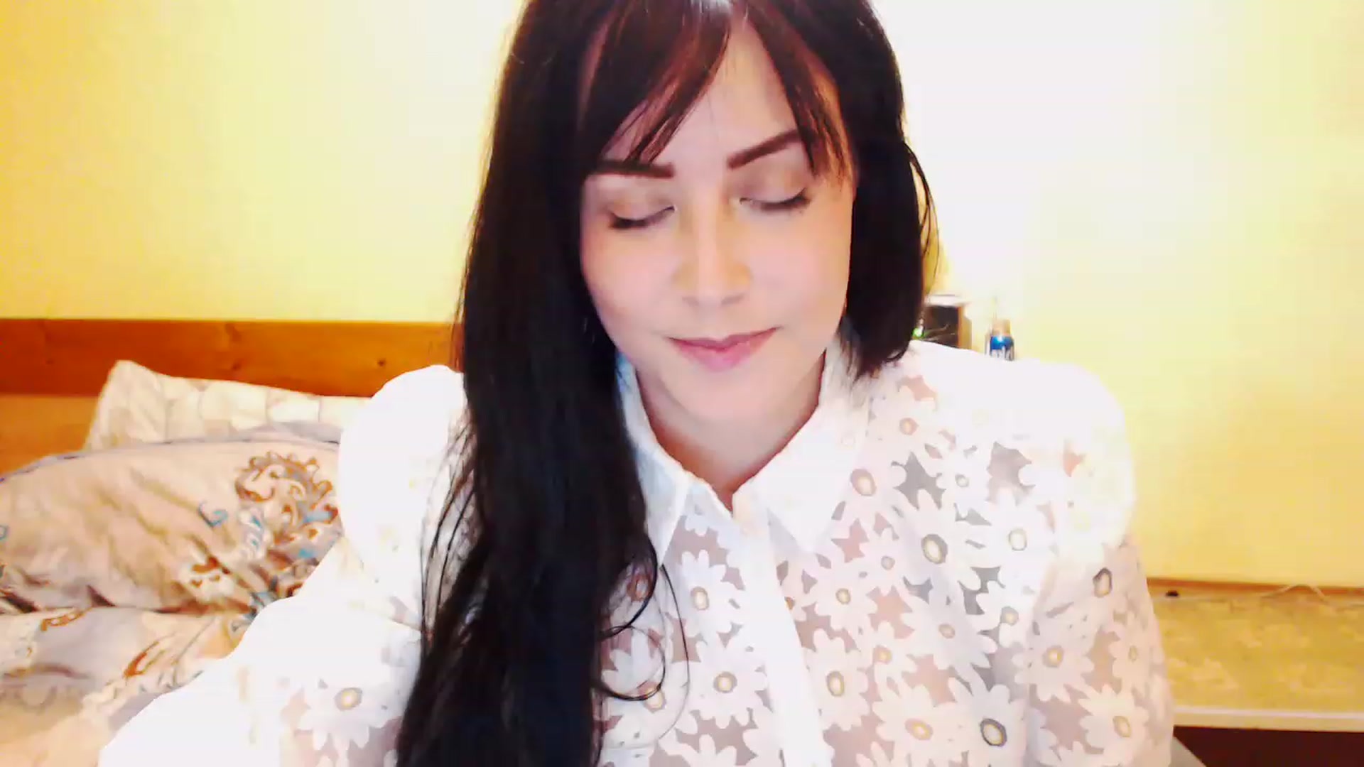 Gallery image thumbnail from CutitaAnn's myfreecams stream on, 05/15/2023, 22:59 image 6 of 20