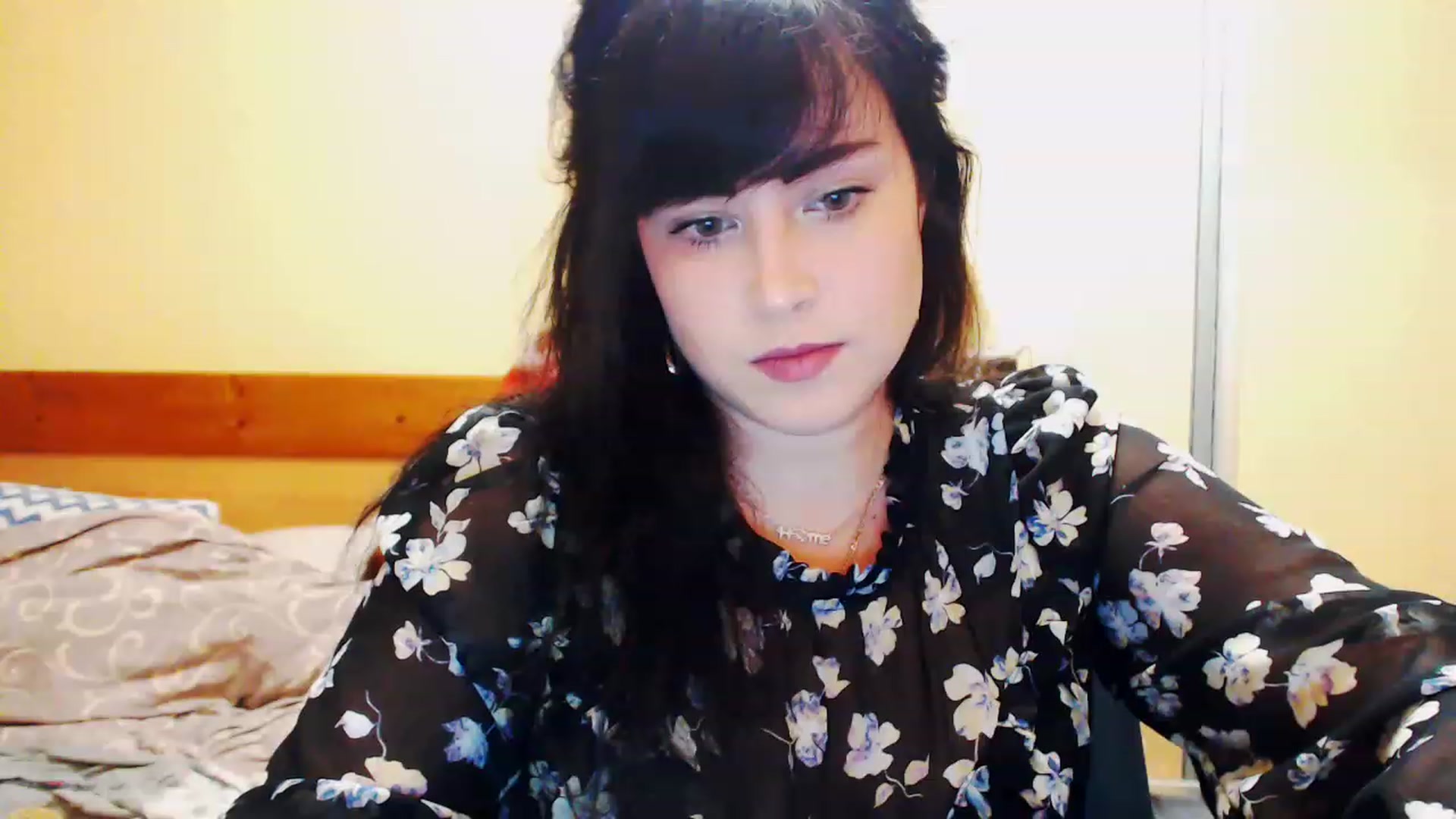 Gallery image thumbnail from CutitaAnn's myfreecams stream on, 06/14/2023, 21:08 image 2 of 20