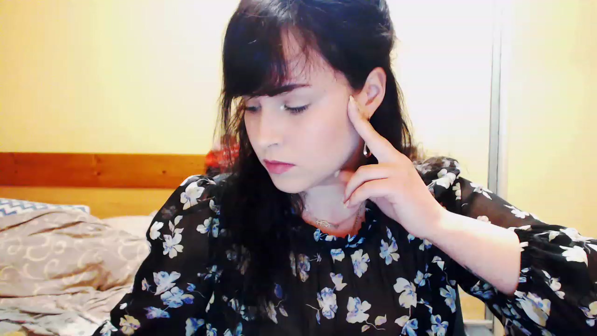Gallery image thumbnail from CutitaAnn's myfreecams stream on, 06/14/2023, 21:08 image 11 of 20