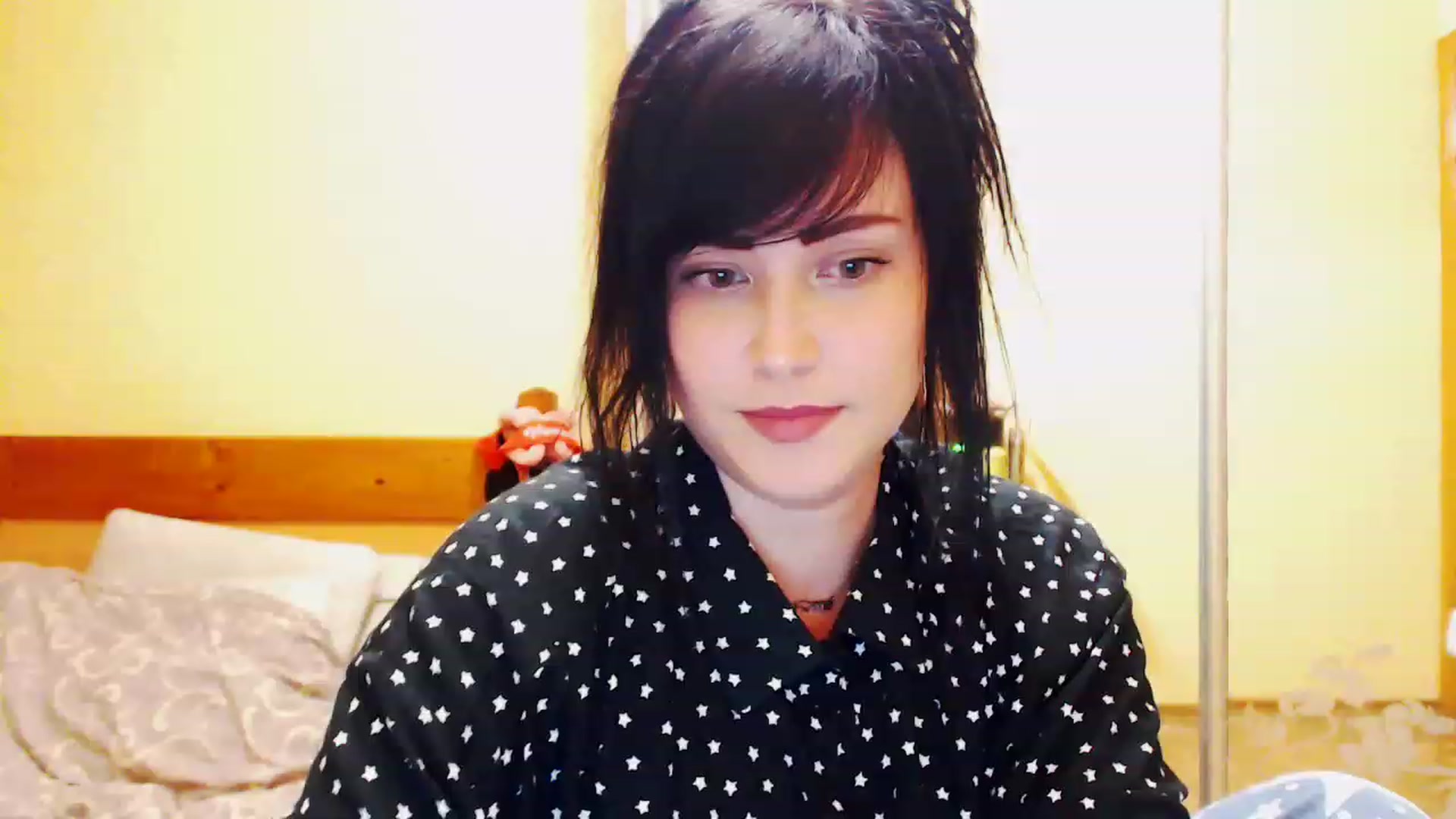Gallery image thumbnail from CutitaAnn's myfreecams stream on, 06/19/2023, 22:01 image 7 of 20