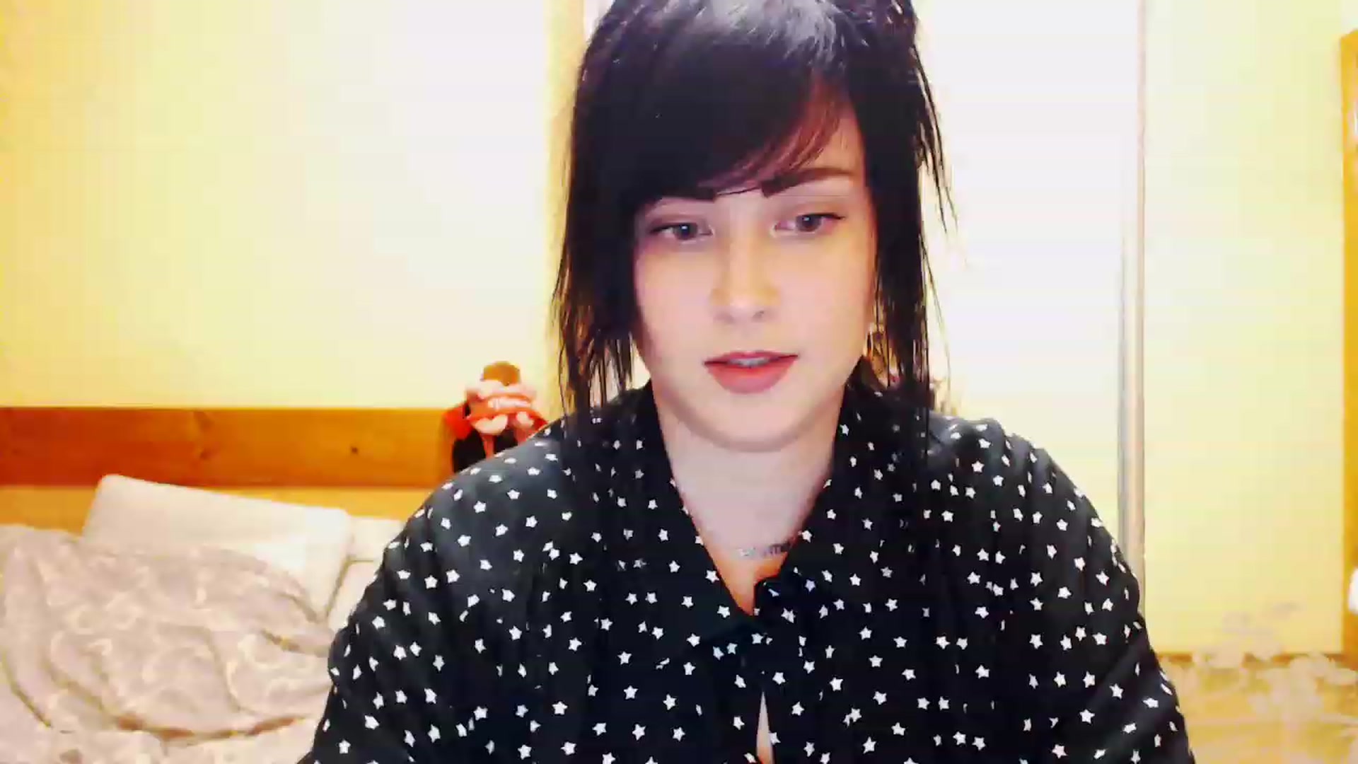 Gallery image thumbnail from CutitaAnn's myfreecams stream on, 06/19/2023, 22:01 image 8 of 20