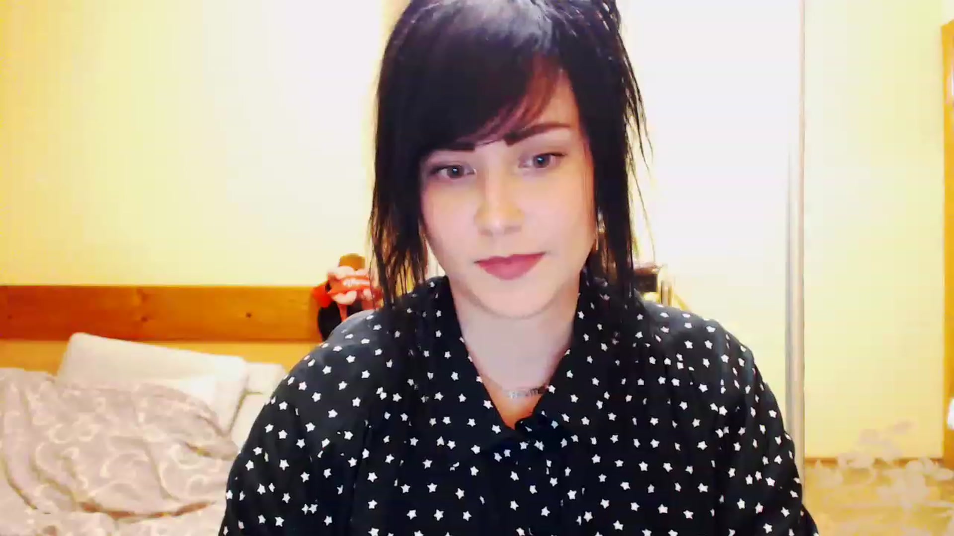 Gallery image thumbnail from CutitaAnn's myfreecams stream on, 06/19/2023, 22:01 image 9 of 20