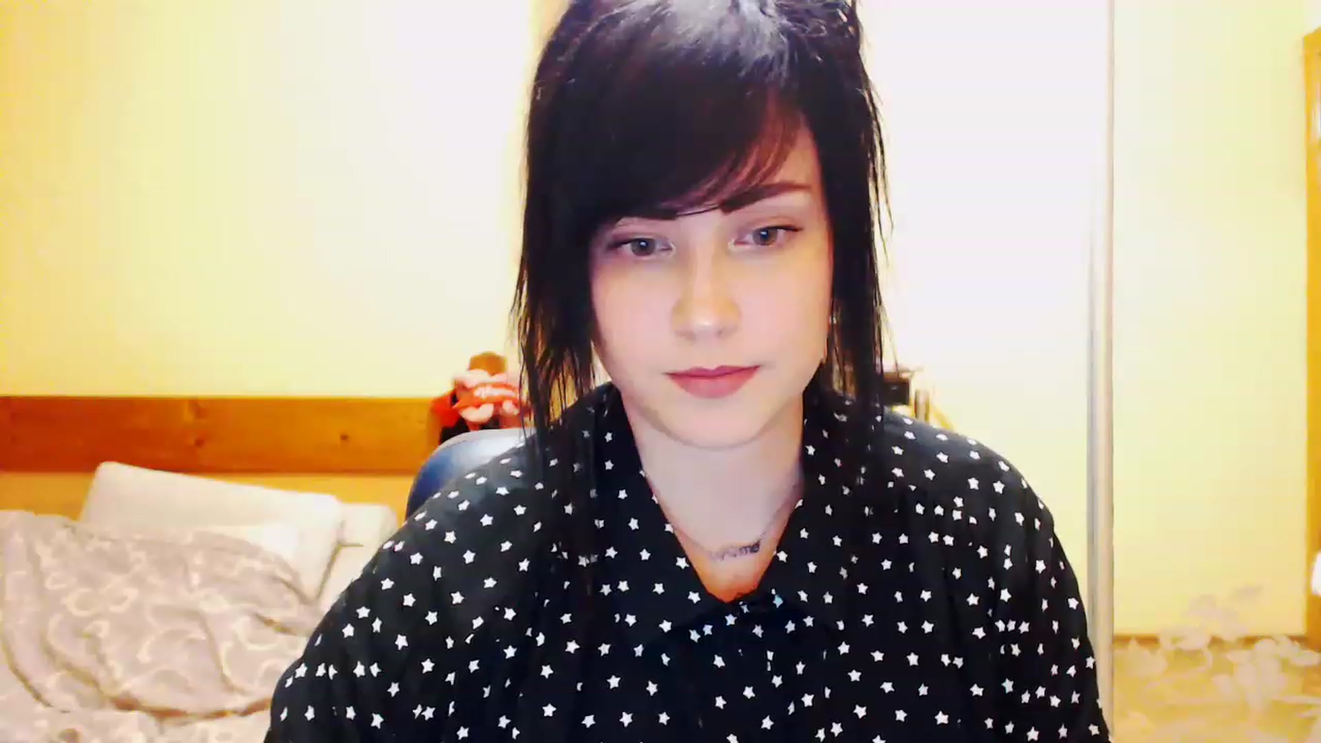 Gallery image thumbnail from CutitaAnn's myfreecams stream on, 06/19/2023, 22:01 image 15 of 20
