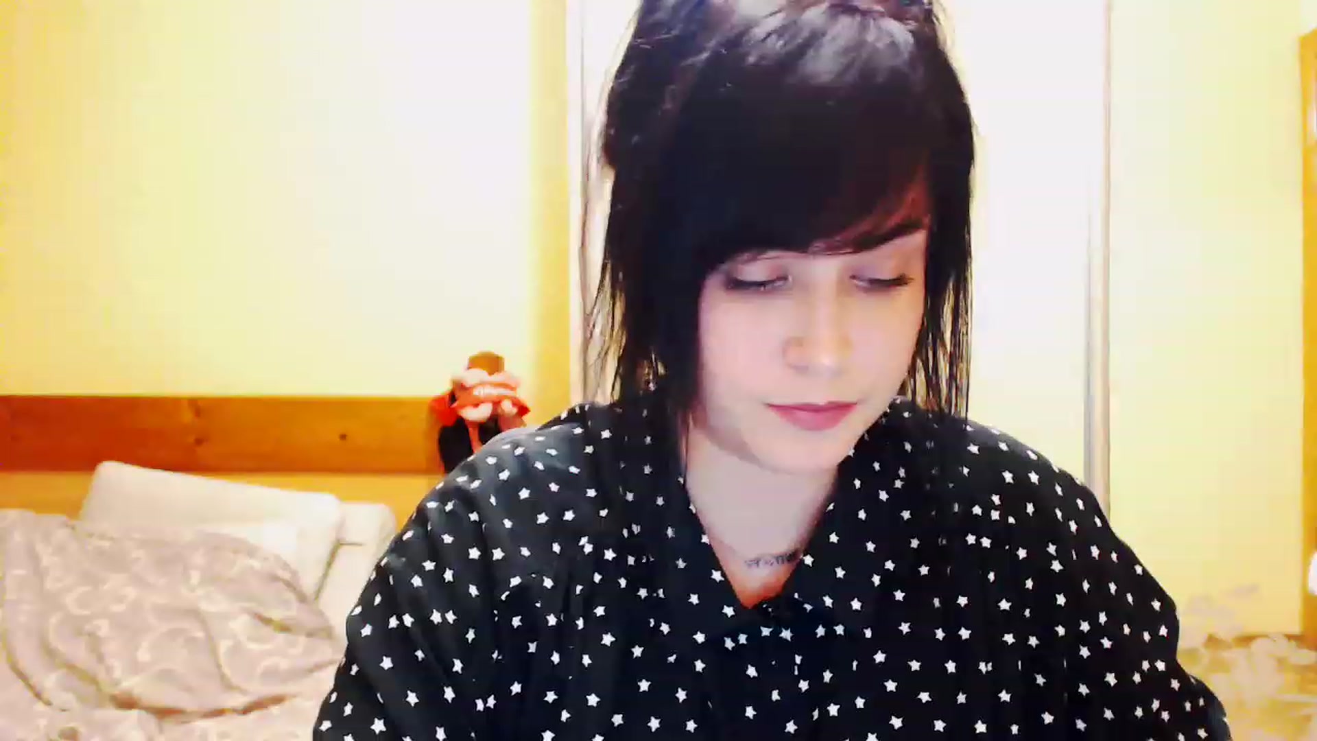 Gallery image thumbnail from CutitaAnn's myfreecams stream on, 06/19/2023, 22:01 image 11 of 20
