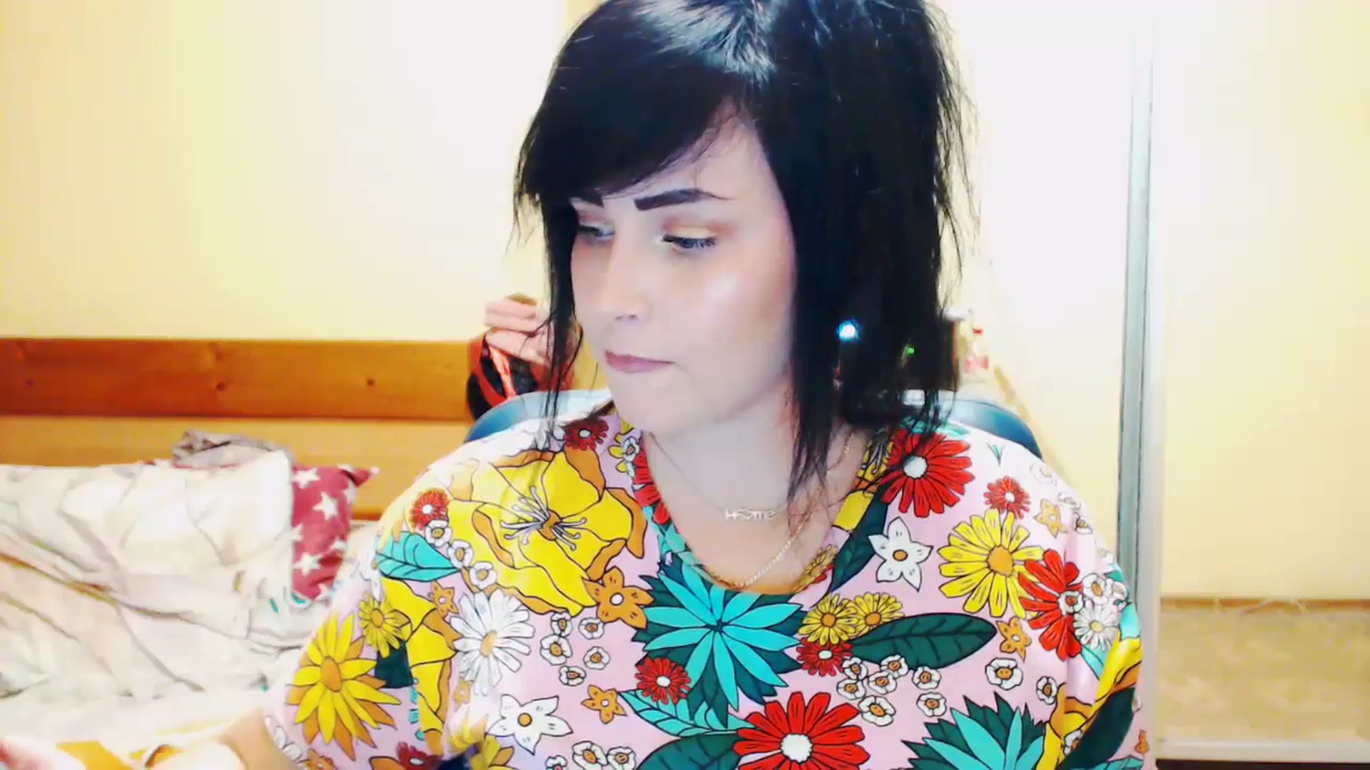 Gallery image thumbnail from CutitaAnn's myfreecams stream on, 07/21/2023, 21:45 image 8 of 20