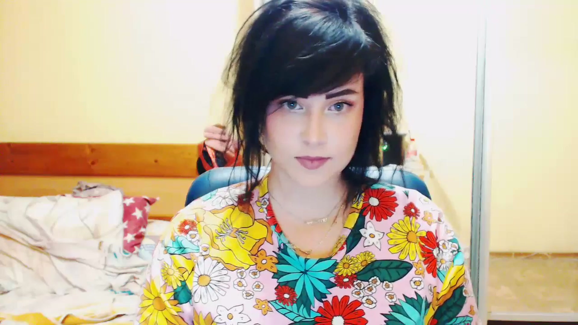 Gallery image thumbnail from CutitaAnn's myfreecams stream on, 07/21/2023, 21:45 image 14 of 20