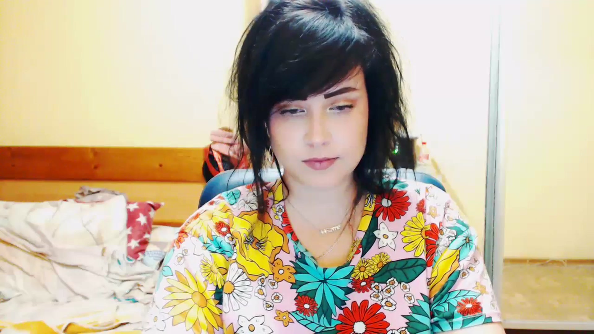 Gallery image thumbnail from CutitaAnn's myfreecams stream on, 07/21/2023, 23:17 image 8 of 20