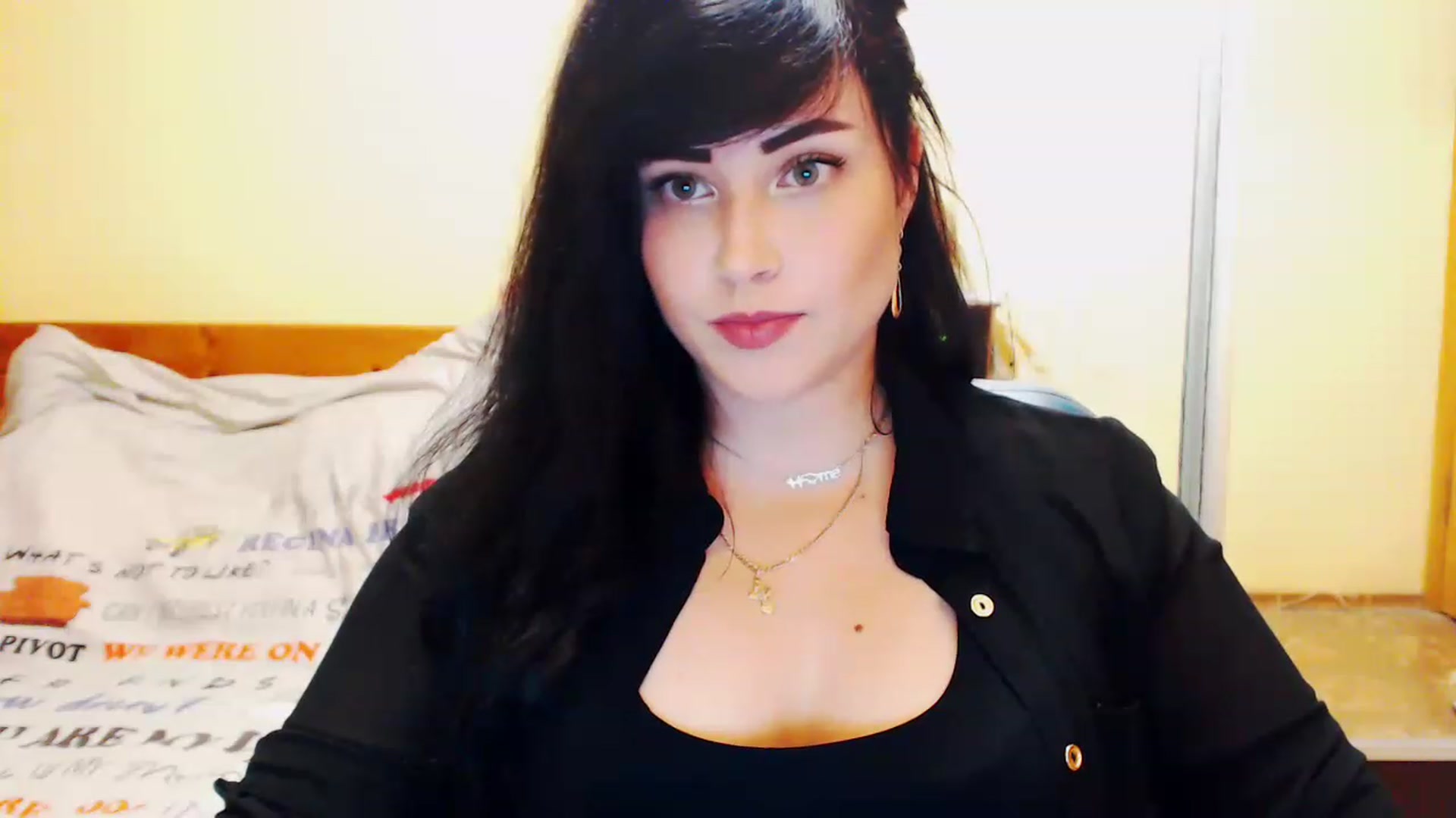 Gallery image thumbnail from CutitaAnn's myfreecams stream on, 07/28/2023, 20:27 image 17 of 20