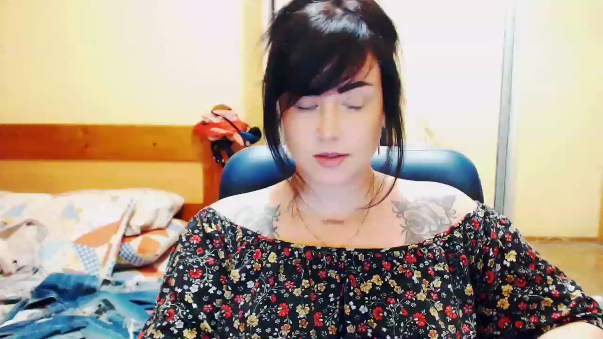 Gallery image thumbnail from CutitaAnn's myfreecams stream on, 08/05/2023, 21:13 image 2 of 20